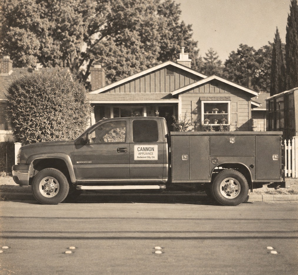 Vintage Cannon Appliance service truck in Redwood City, California
